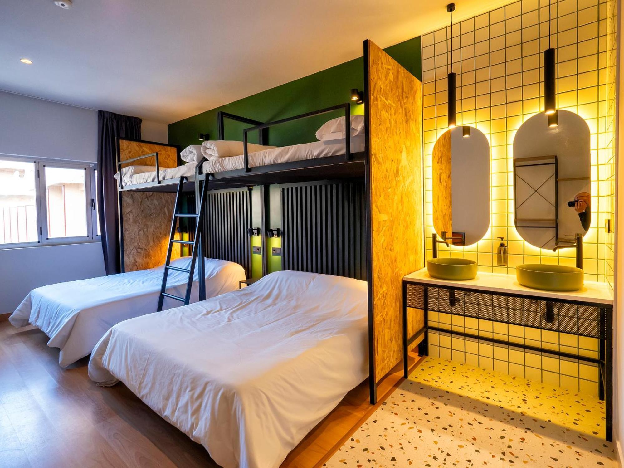 Wonder Hostel Толедо Екстер'єр фото