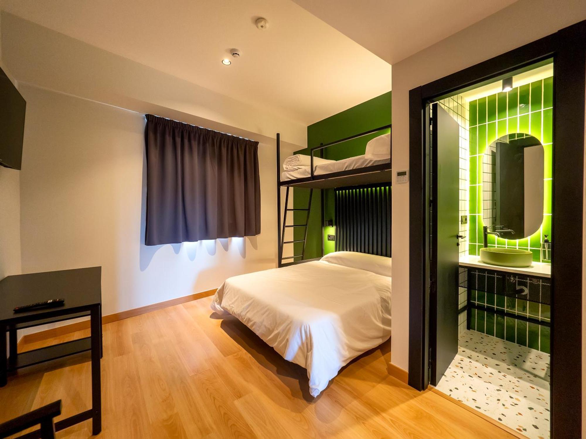 Wonder Hostel Толедо Екстер'єр фото