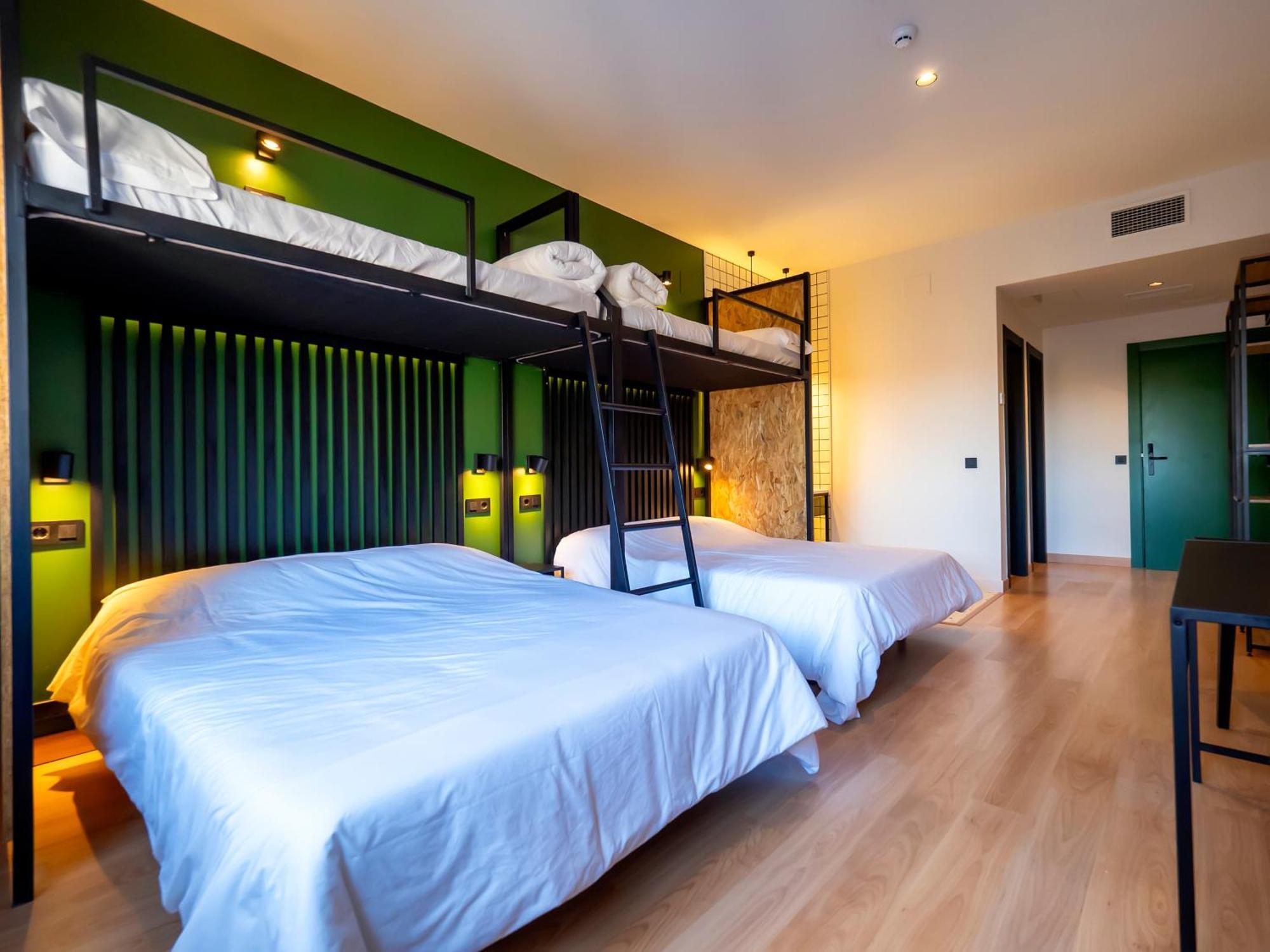 Wonder Hostel Толедо Екстер'єр фото